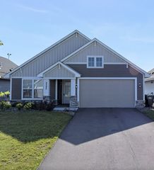 4282 Monarch Drive, Woodbury, MN 55129