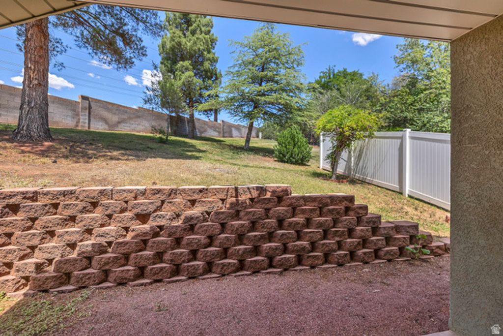 Image 26 of property listing at 2990 E RIVERSIDE DR #7, St. George, UT 84790