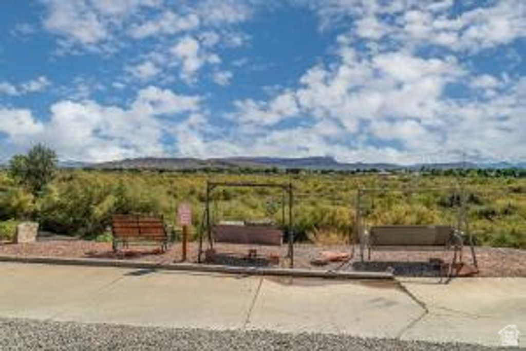 Image 33 of property listing at 2990 E RIVERSIDE DR #7, St. George, UT 84790