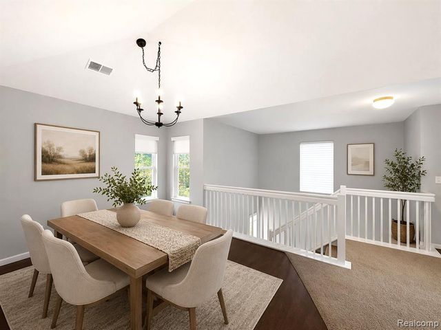 731 Amberly Drive, Waterford, MI 48328