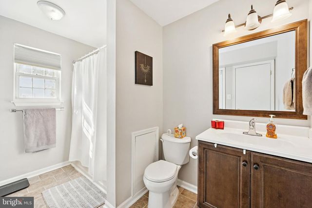 21 BUENA CT, Blackwood, NJ 08012