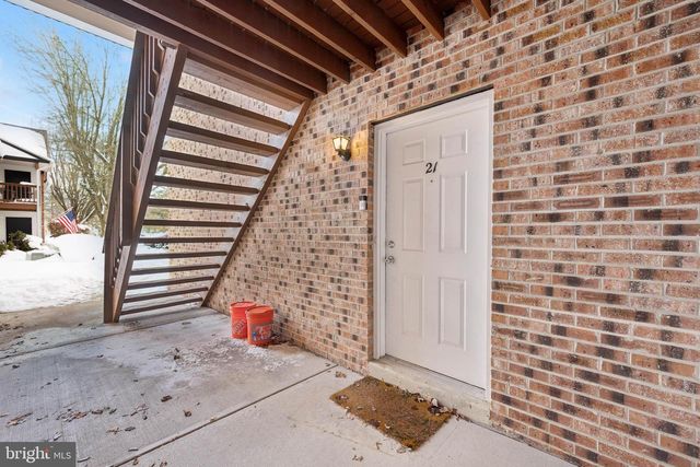 21 BUENA CT, Blackwood, NJ 08012