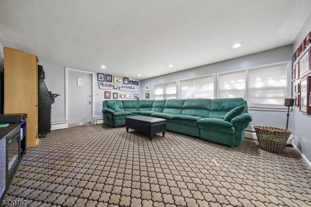 20 Cleveland Terrace, West Orange Twp., NJ 07052