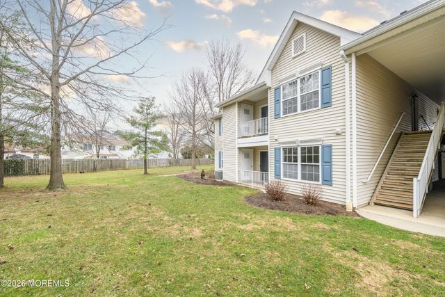 308 Wedgewood Circle 308, Belford, NJ 07718