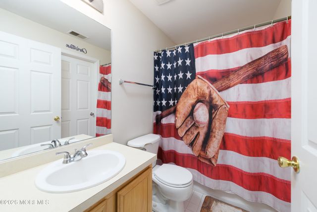 308 Wedgewood Circle 308, Belford, NJ 07718