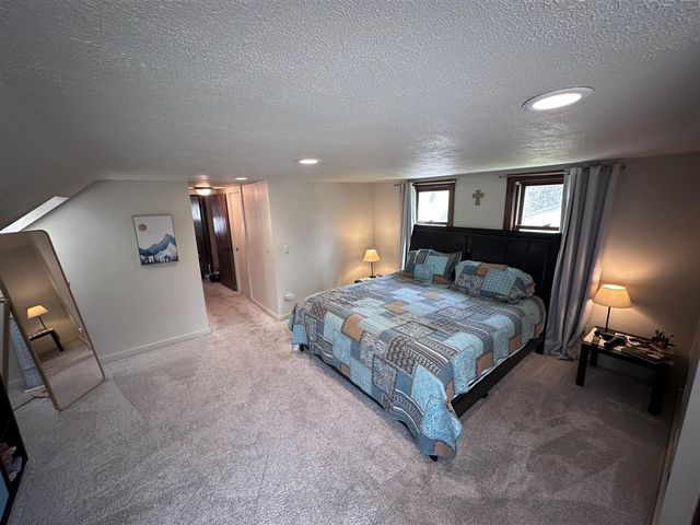 3945 Beach Terrace, West Bloomfield, MI 48323