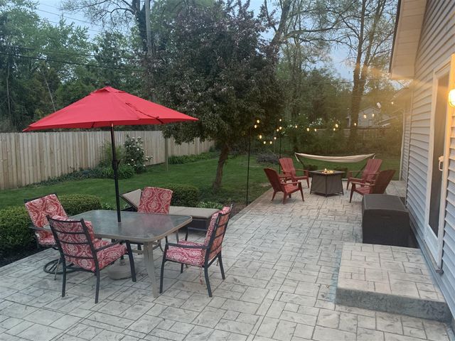 3945 Beach Terrace, West Bloomfield, MI 48323