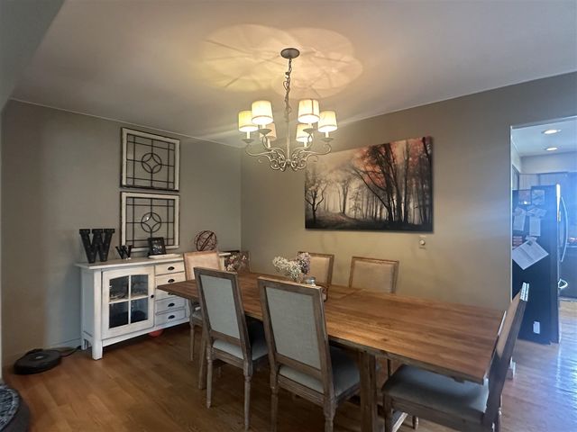 3945 Beach Terrace, West Bloomfield, MI 48323