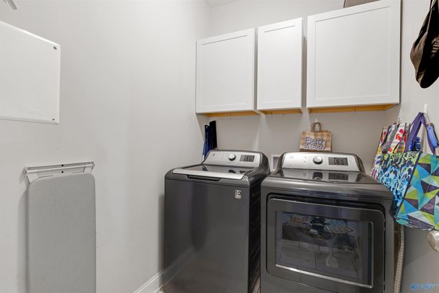 146 Willow Bank Circle, Decatur, AL 35603