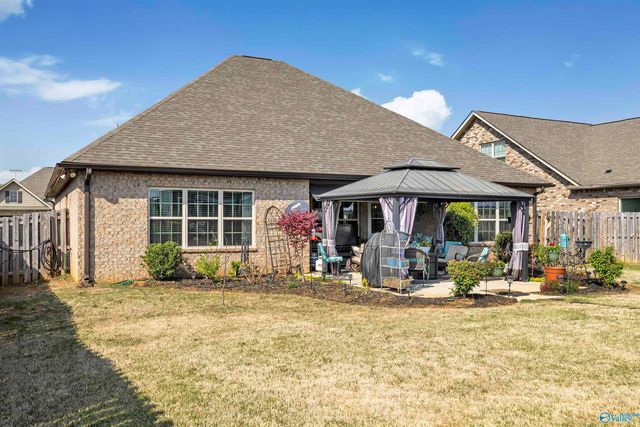 146 Willow Bank Circle, Decatur, AL 35603