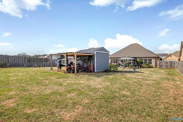 146 Willow Bank Circle, Decatur, AL 35603