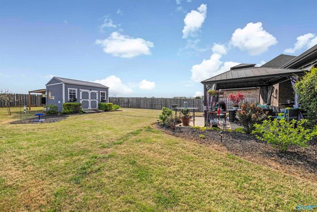 146 Willow Bank Circle, Decatur, AL 35603