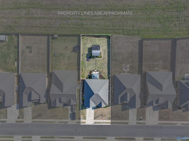 146 Willow Bank Circle, Decatur, AL 35603