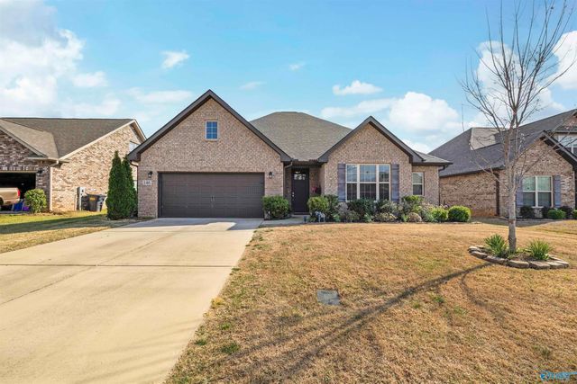 146 Willow Bank Circle, Decatur, AL 35603