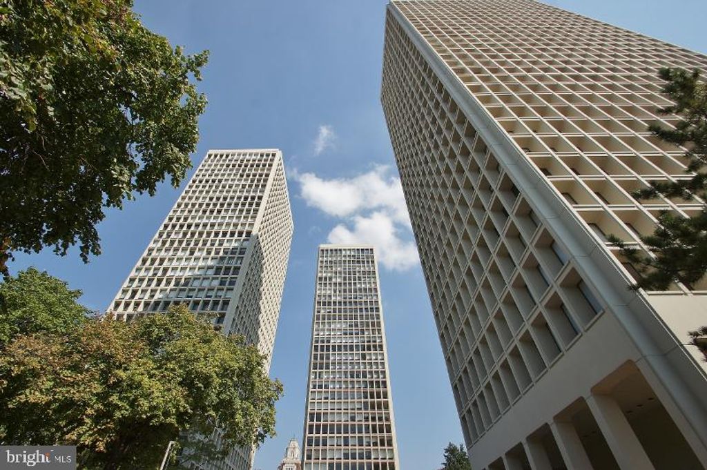 220 LOCUST ST #29HS, PHILADELPHIA, PA 19106 — exterior