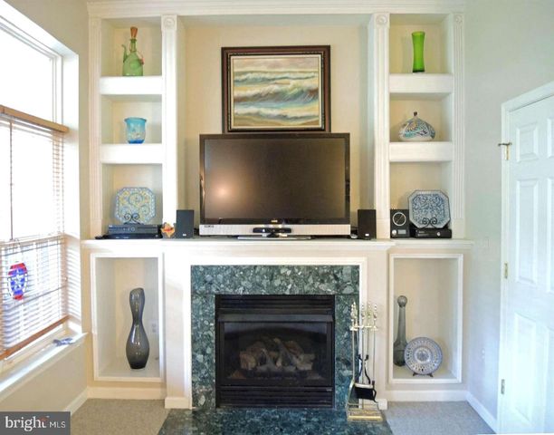 6409 NICE PL, Alexandria, VA 22310