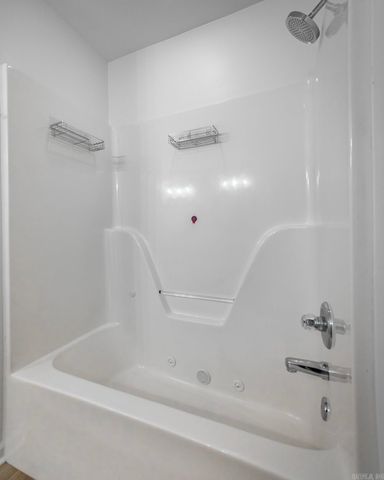 11609 Ridgetop Dr, Sherwood, AR 72120