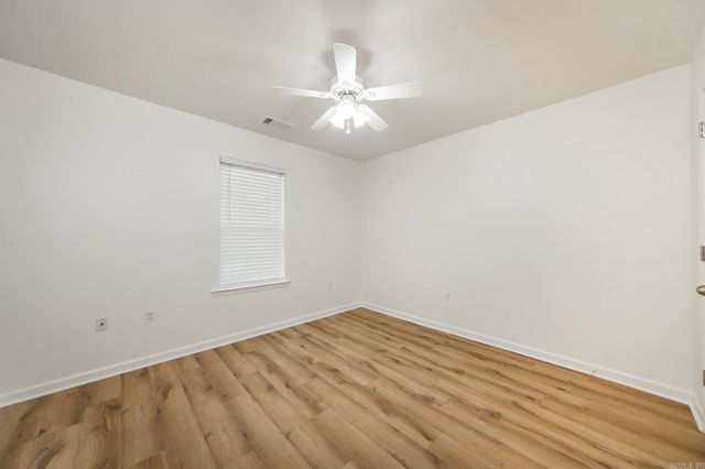 11609 Ridgetop Dr, Sherwood, AR 72120