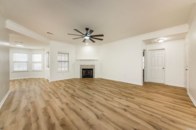 11609 Ridgetop Dr, Sherwood, AR 72120