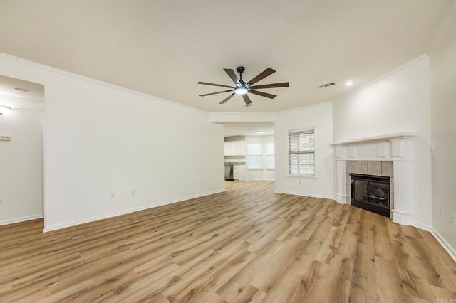 11609 Ridgetop Dr, Sherwood, AR 72120