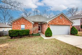 11609 Ridgetop Dr, Sherwood, AR 72120