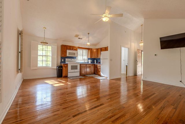 819 Fraley Drive, Morehead, KY 40351