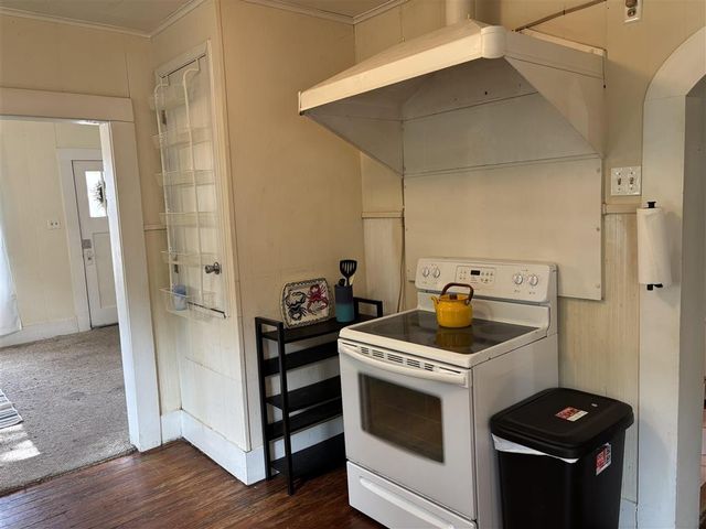 528 Alamo Street, Lake Charles, LA 70601