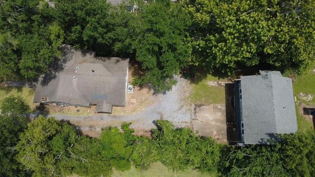 528 Alamo Street, Lake Charles, LA 70601