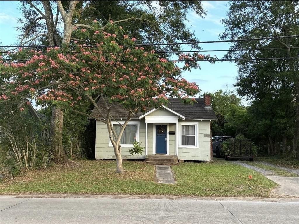 528 Alamo Street, Lake Charles, LA 70601