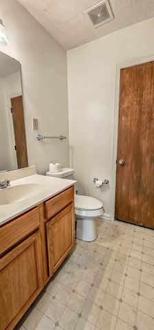 7024 COUNTRY RD, Germantown, TN 38138