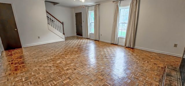 7024 COUNTRY RD, Germantown, TN 38138