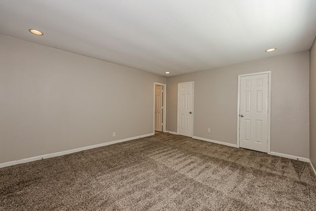 1217 Meadow Creek Drive, Lancaster, TX 75146