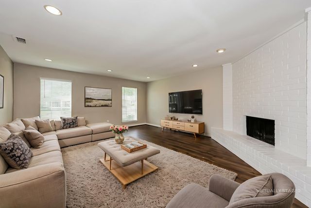 1217 Meadow Creek Drive, Lancaster, TX 75146