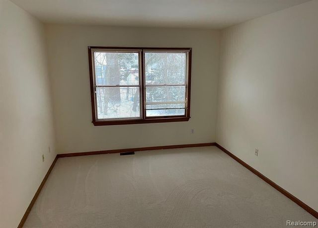 2445 Mulberry Court, Ann Arbor, MI 48104