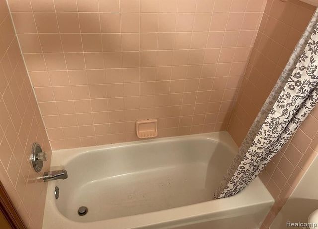 2445 Mulberry Court, Ann Arbor, MI 48104