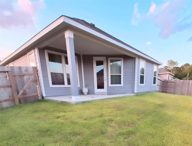 41818 Buckskin Basin Lane, Magnolia, TX 77354