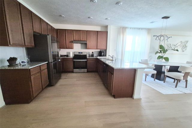 41818 Buckskin Basin Lane, Magnolia, TX 77354