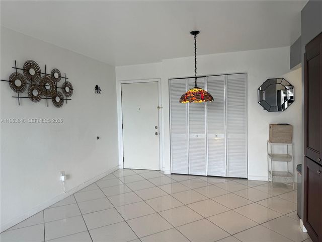 8821 W Flagler St 411, Miami, FL 33174