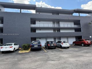 8821 W Flagler St 411, Miami, FL 33174