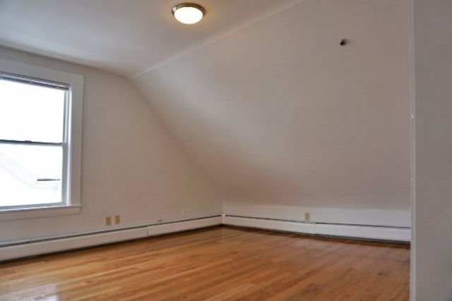 252 Ash St 04, Waltham, MA 02453