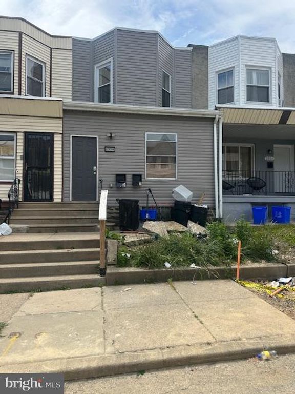 2556 S ROBINSON ST, Philadelphia, PA 19142