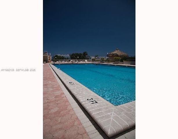 5401 Collins Ave 1514, Miami Beach, FL 33140