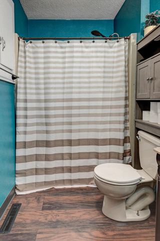 915 Murphy Avenue, Joplin, MO 64801