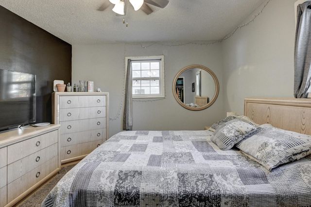 915 Murphy Avenue, Joplin, MO 64801