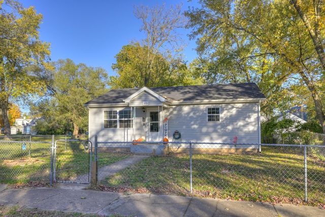 915 Murphy Avenue, Joplin, MO 64801