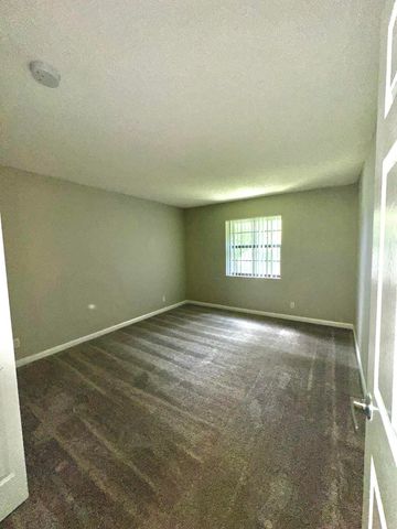 4120 Union Square Boulevard B2, Palm Beach Gardens, FL 33410