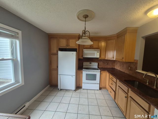 111 Mohican Avenue 2, Waterbury, CT 06708