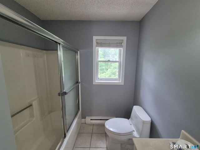 111 Mohican Avenue 2, Waterbury, CT 06708