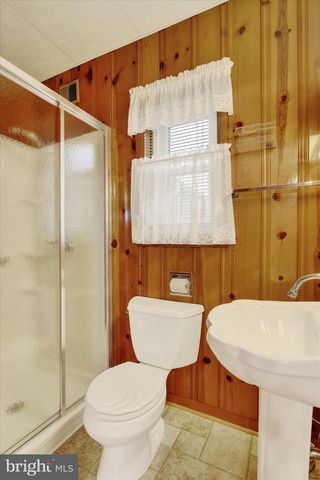 215 MOUNT AIRY AVE, Waynesboro, PA 17268