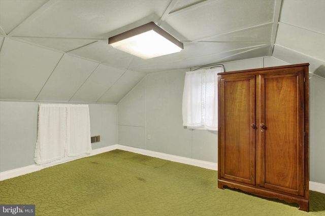215 MOUNT AIRY AVE, Waynesboro, PA 17268